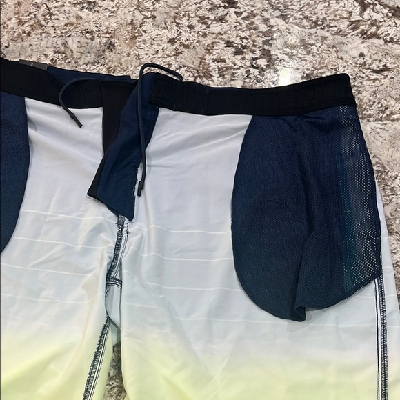 Men’s No Boundaries Blue and Yellow Board Shorts/Bath with Gradient Design, NWT. - Picture 11 of 11